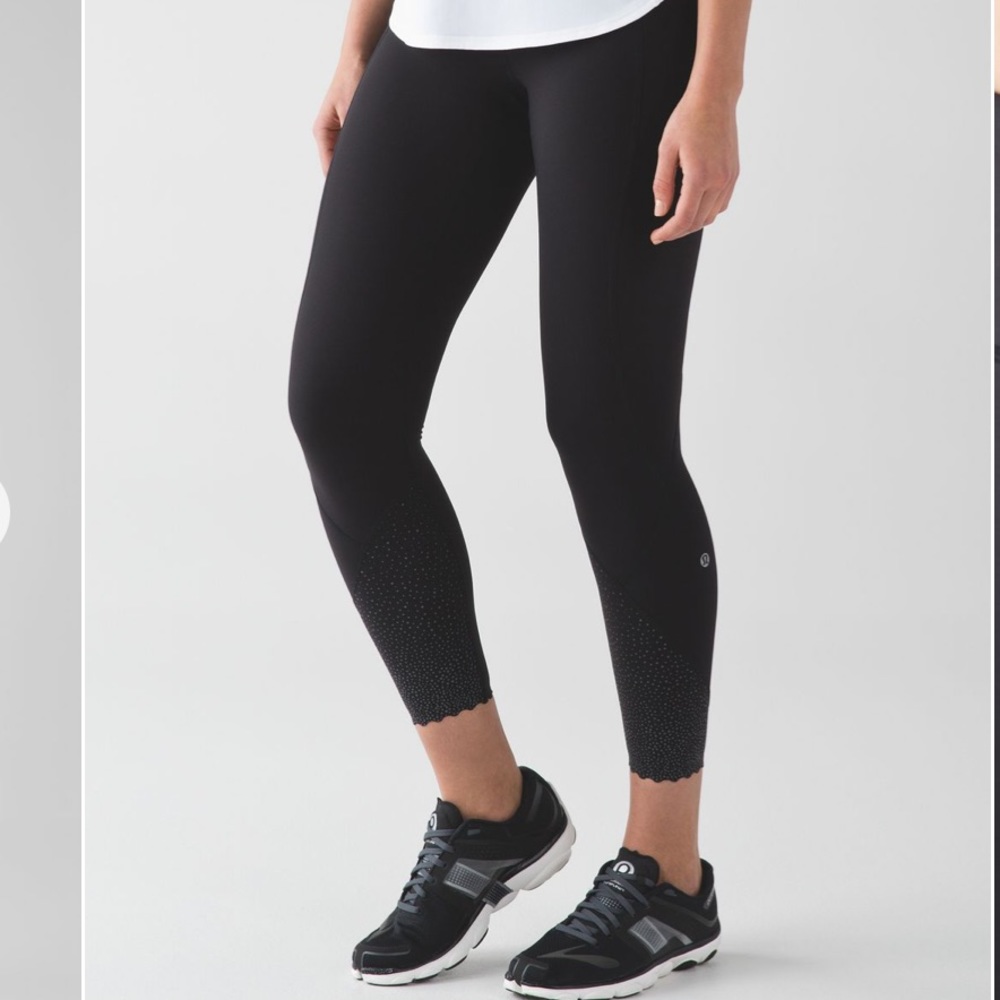 Lululemon Tight Stuff Tight